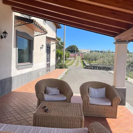 Ranch Simeto Penzion *