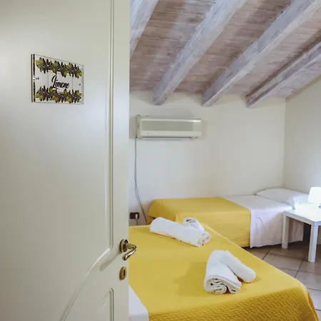 Penzion Ranch Simeto Paterno (Sicily)